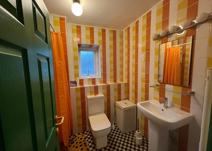 Rainbow Retreat With Stunning Panoramic Views 公寓