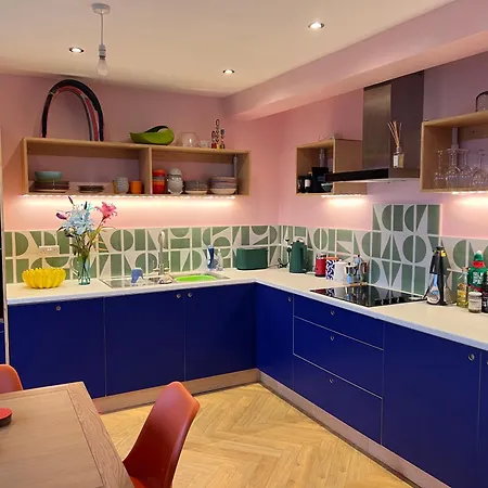 شقة Rainbow Retreat With Stunning Panoramic Views آمبيلسايد